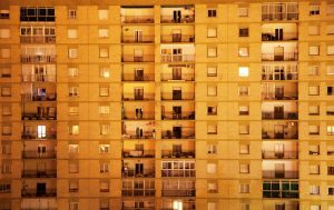 La limpieza, básica para conservar la imagen y la belleza de nuestras comunidades de vecinos